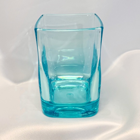 6-Piece Premium Aqua Acrylic Glassware - Picture 3 of 8
